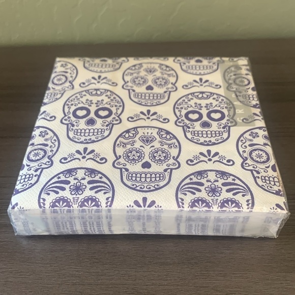 Sugar Skull Napkins NWT - Picture 3 of 4